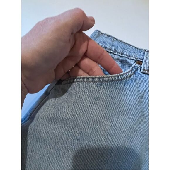 Levi’s 910 Classic Fit Jean Shorts 5 - Picture 8 of 12